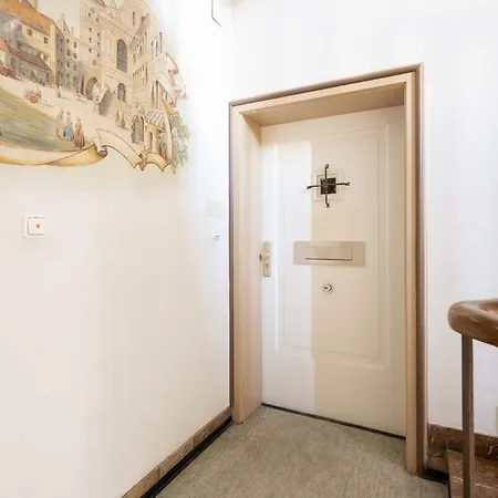 Appartamento An Der Theresienwiese Monaco di Baviera