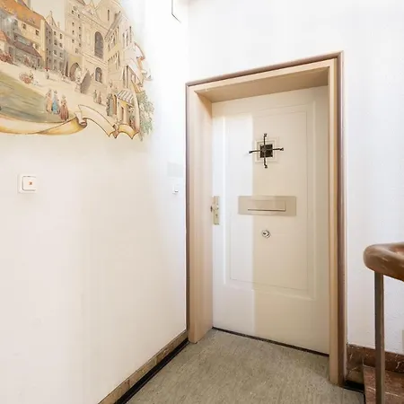 An Der Theresienwiese Apartment