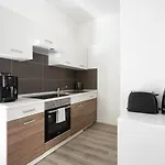 An Der Theresienwiese Apartament *