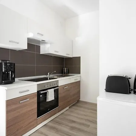 An Der Theresienwiese Apartment *